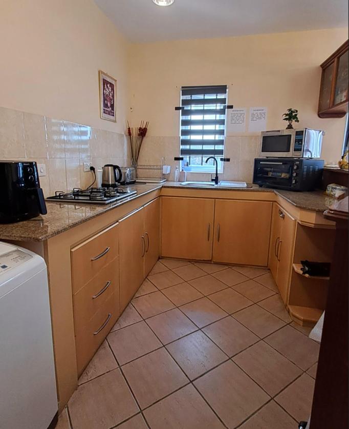 Sunshine Luxurious Villa:4 Mins Walk From Beach Flic-en-Flacq Eksteriør bilde